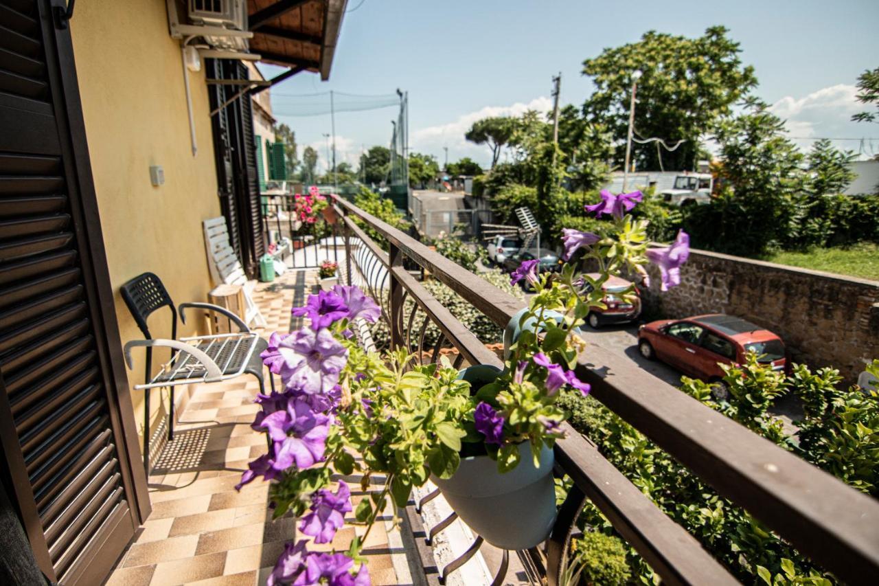 Yourquadrarooms B&B ローマ エクステリア 写真